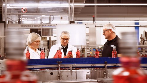 Einblick in die Produktion bei Berentzen. Foto: Berentzen