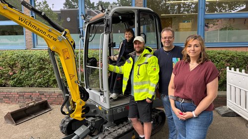 Das Unternehmen Wichmann hat zum ersten Mal am Unternehmensparcours in Telgte teilgenommen. Foto: Stadt Telgte unter Verwendung von KI 
