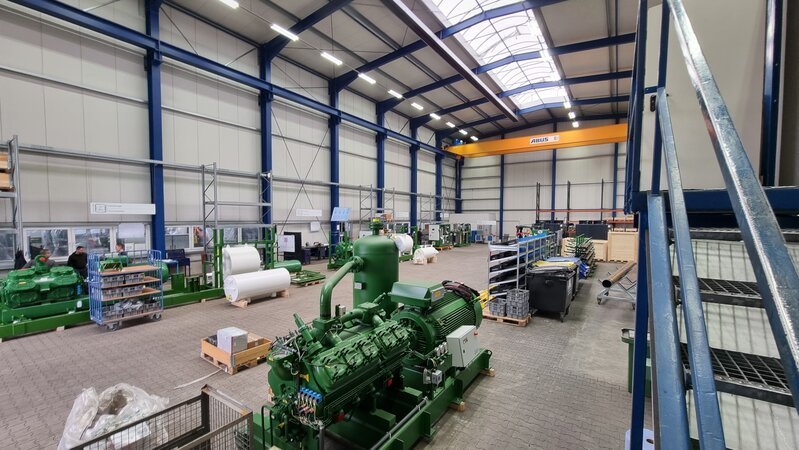 2G hat am Standort in Heek eine neue Produktionshalle für Wärmepumpen in Betrieb genommen. Foto: 2G