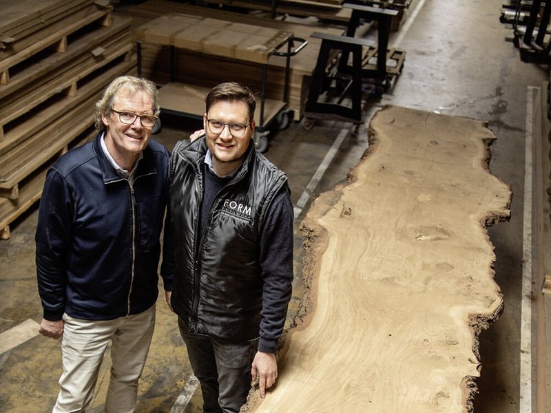 Ulrich (links) und Justin Wiemann, Geschäftsführer Form-exclusiv Design Wiemann