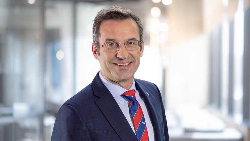 Dr. Günter Schweitzer, Chief Operations Officer bei Schmitz Cargobull. Foto: Schmitz Cargobull
